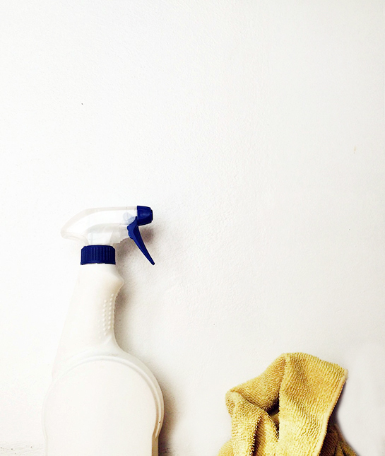 101098-mom_more-efficient-cleaning_00_opener_twenty20_41d7716d-c.jpg