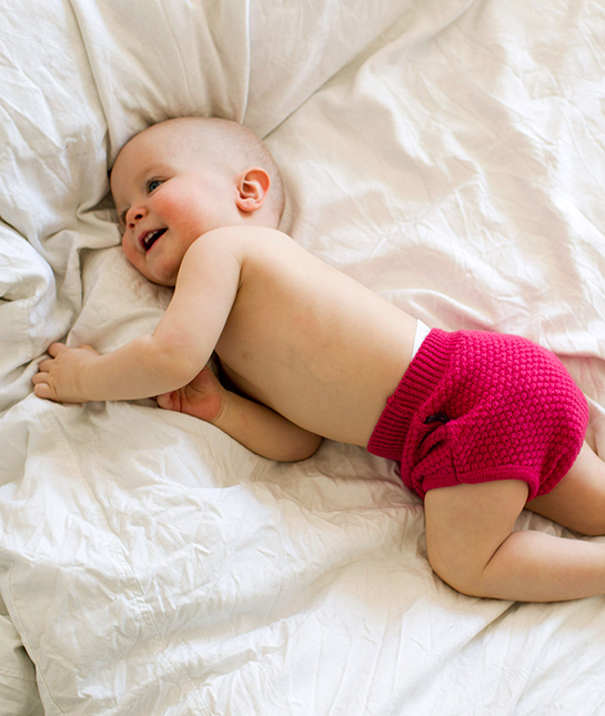 102609-latinamom_tummy-time_10_roll_getty_551986037.jpg