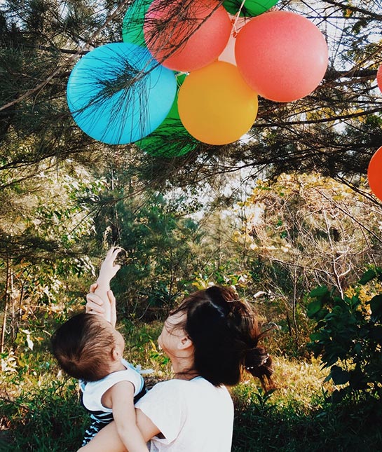 102792-mom_baby-milestones_02_onlychild_twenty20_f3d276d8-ee0d-4.jpg
