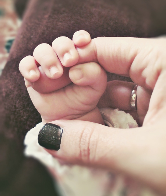 102802-mom_baby-milestones_11_delays_twenty20_0282cca5-a369-481c.jpg