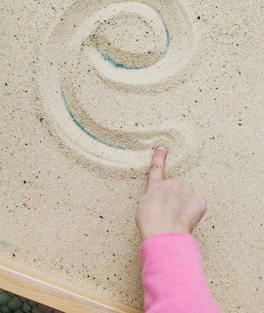 102909-mom_best-toys-motor-skills_09_sensory_getty_81992180.jpg