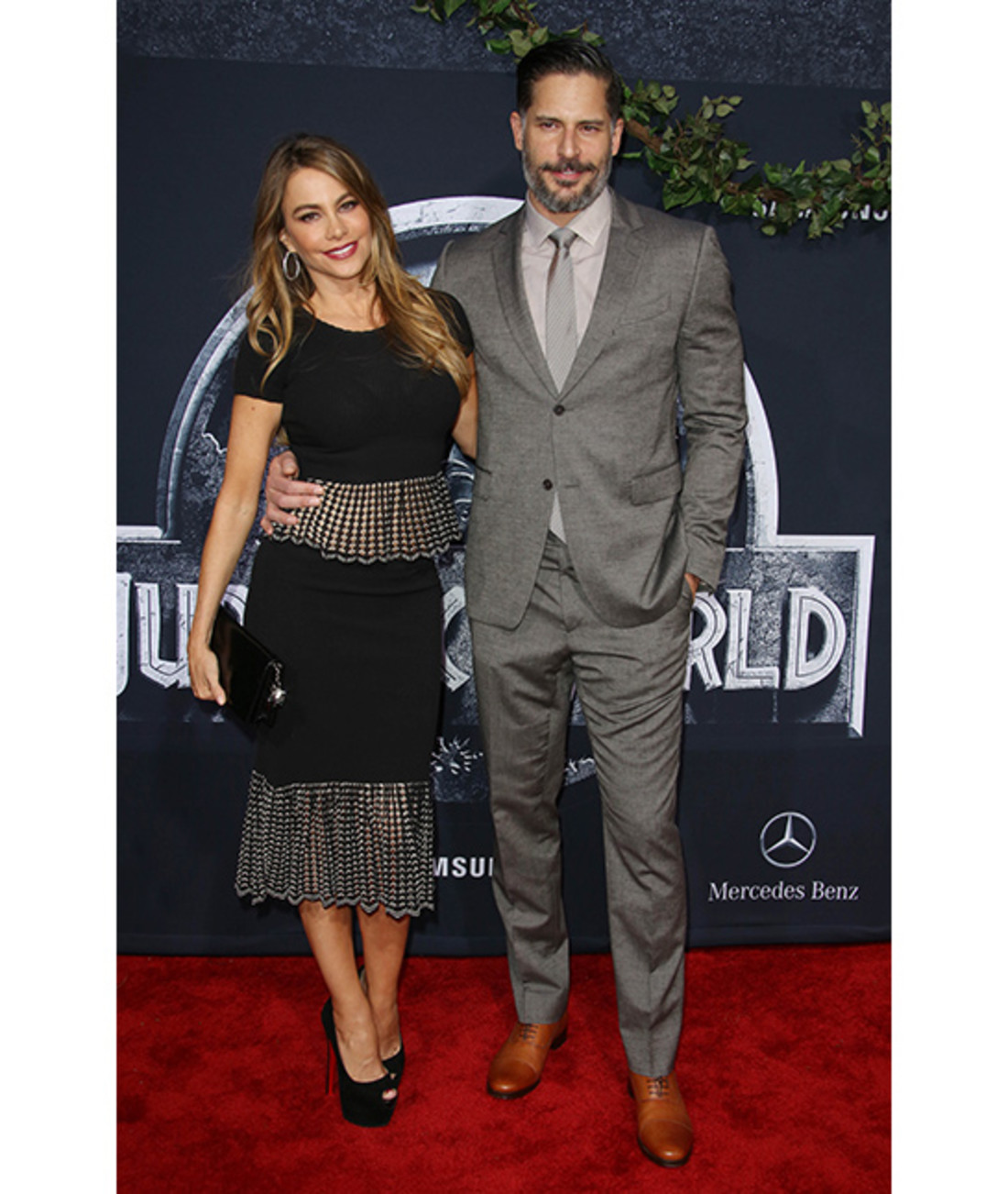 108244-mom_tall-celebs_02_joemanganiello_rexusa_2733491fx.jpg
