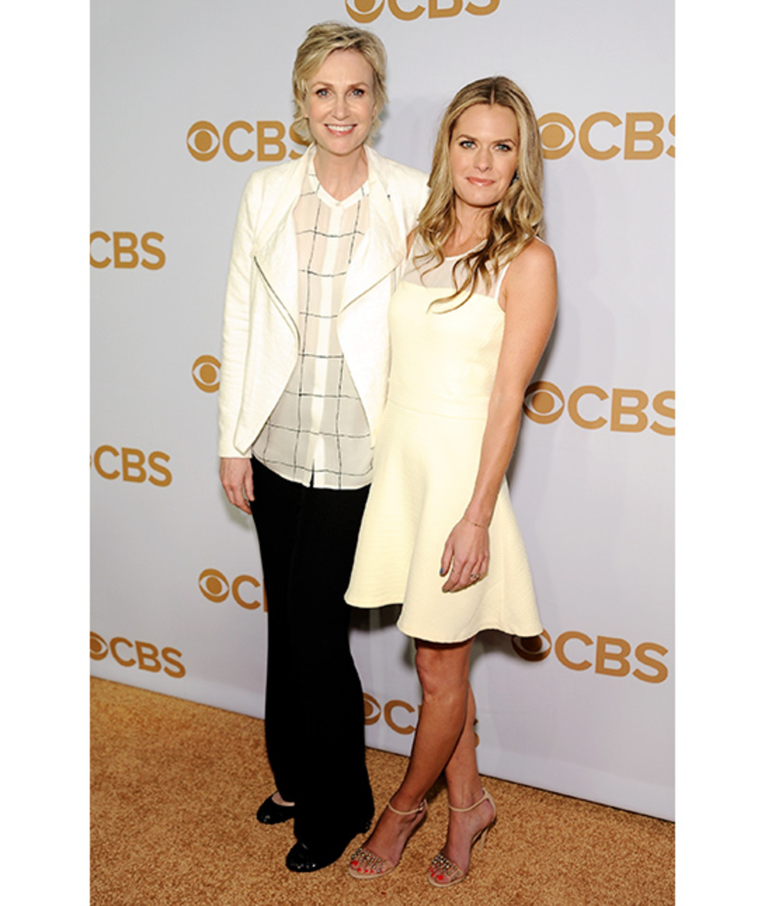 108249-mom_tall-celebs_08_janelynch_gettyimages-473213840.jpg