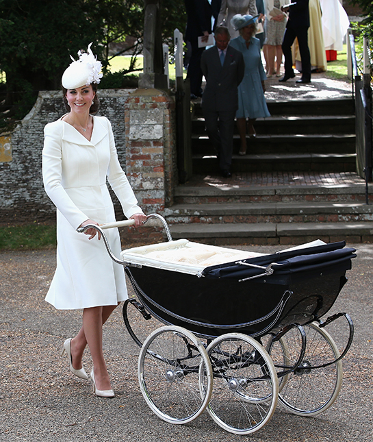 109218-duchess-catherine-with-princess-charlotte.jpg