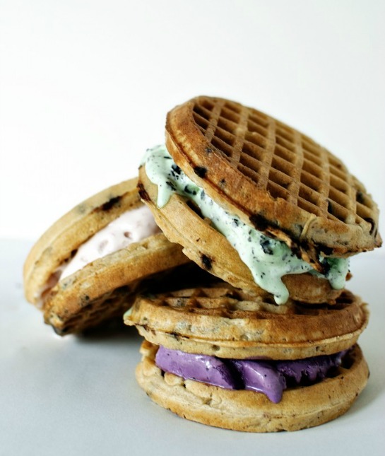111242-waffle-ice-cream-sandwich-recipe.jpg