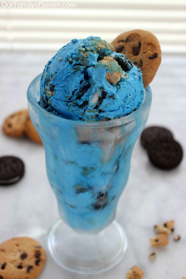 111251-no-churn-cookie-monster-ice-cream-3.jpg