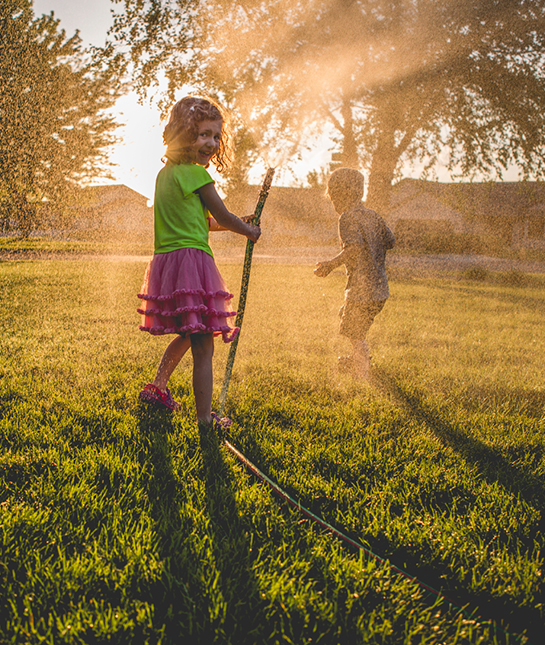 114584-9-kids-playing.jpg