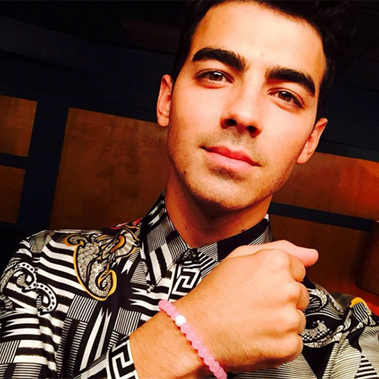121508-joe-jonas.jpg