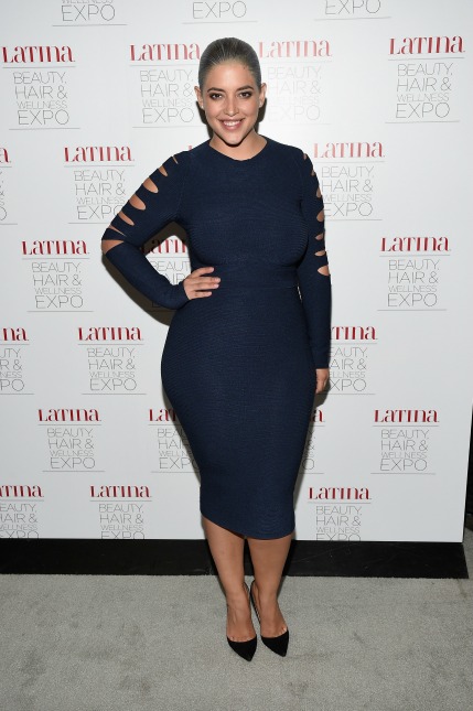 123889-denise-bidot-gray-hair-navy-dress-latina.jpg