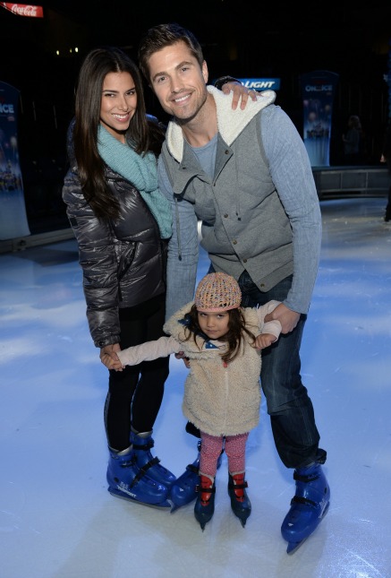 123898-roselyn-sanchez-family.jpg