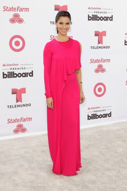 123901-roselyn-sanchez-premios-billboard-pink-dress.jpg