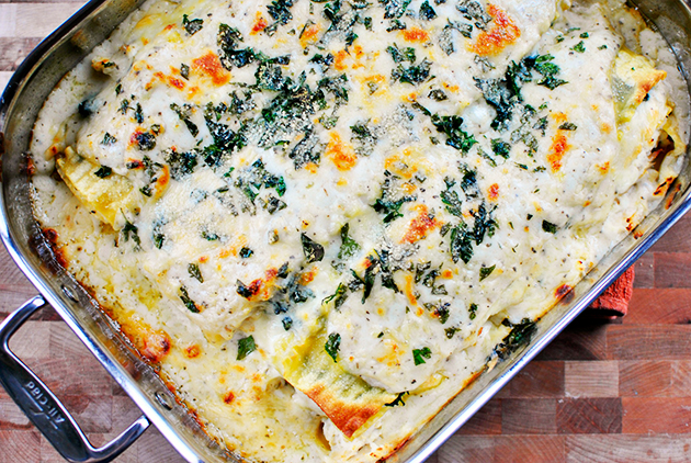 125750-tasty-kitchen-blog-white-cheese-and-chicken-lasagna-17.jpg
