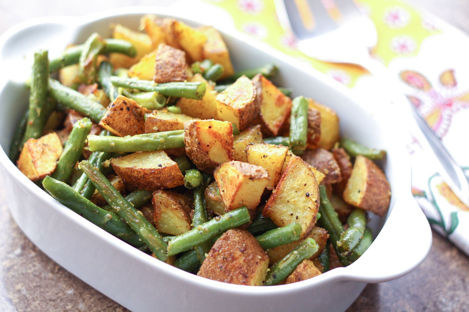 127110-turmeric-potatoes-and-green-beans-1.jpg
