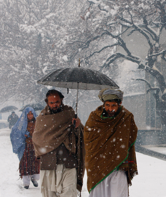 127207-afghanistan-blizzard.jpg