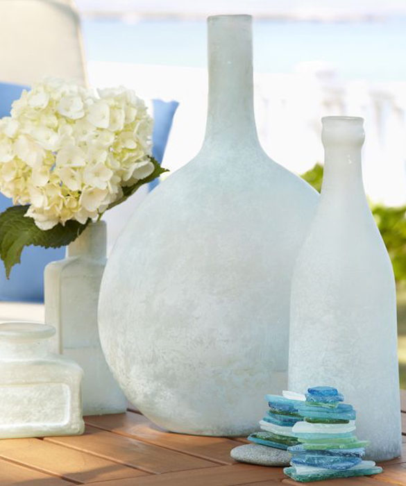12733-11-sea-glass-inspired-summer-decorating-4.jpg