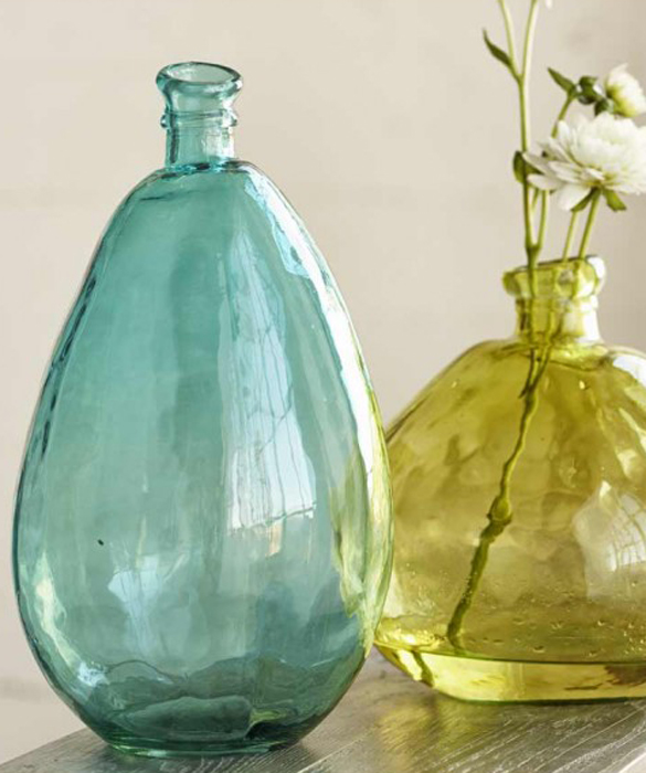 12737-11-sea-glass-inspired-summer-decorating-8.jpg