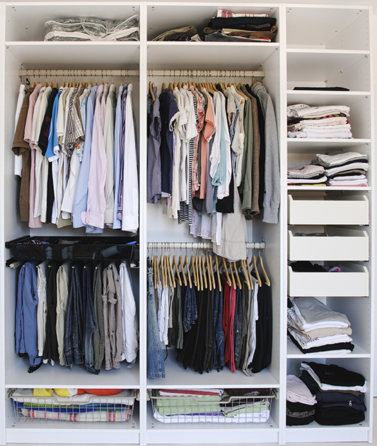 133995-1-closet-with-clothes.jpg