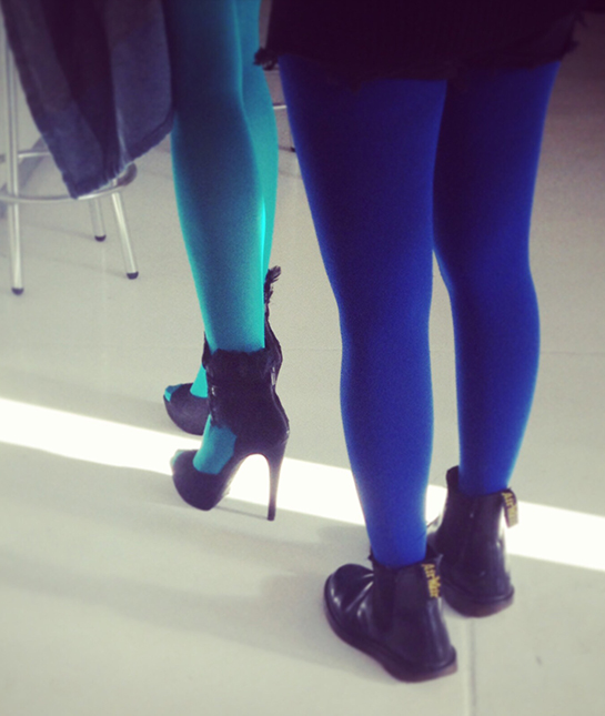 134080-4-women-wearing-blue-leggings.jpg