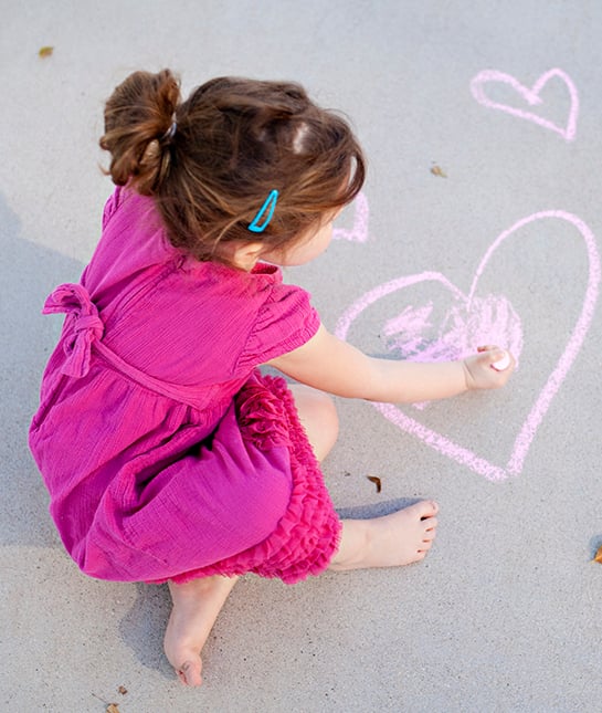 143791-8-sidewalk-chalk-twenty20_57ea96b8-bd78-4f49-a53b-ca7afe7.jpg
