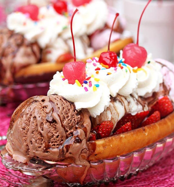147016-doughnut-ice-cream-sundae-7.jpg