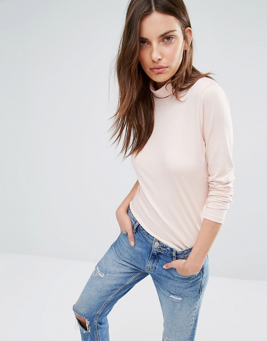 149456-turtleneck.jpg