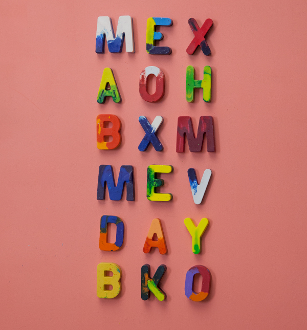 150536-crayons.jpg 150536-crayons.jpg