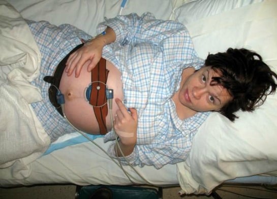 150613-mom-with-fetal-monitor-on-belly-resized.jpg 150613-mom-with-fetal-monitor-on-belly-resized.jpg