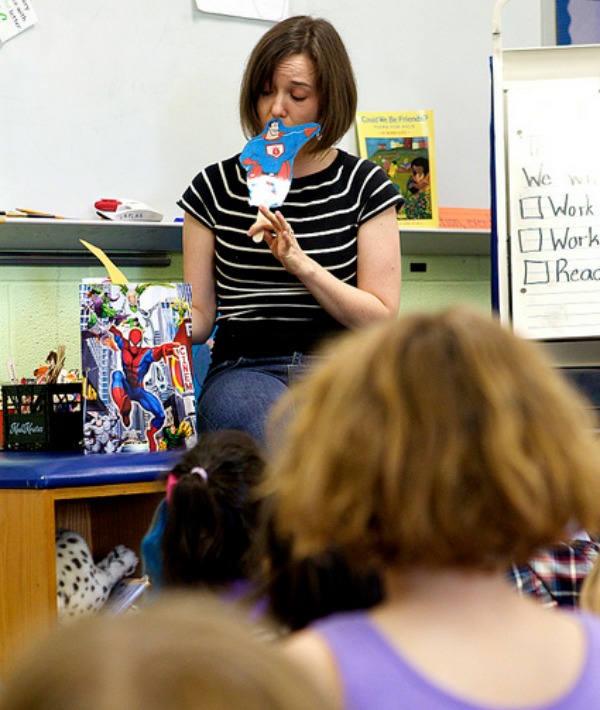 153682-kindergarten-teacher.jpg
