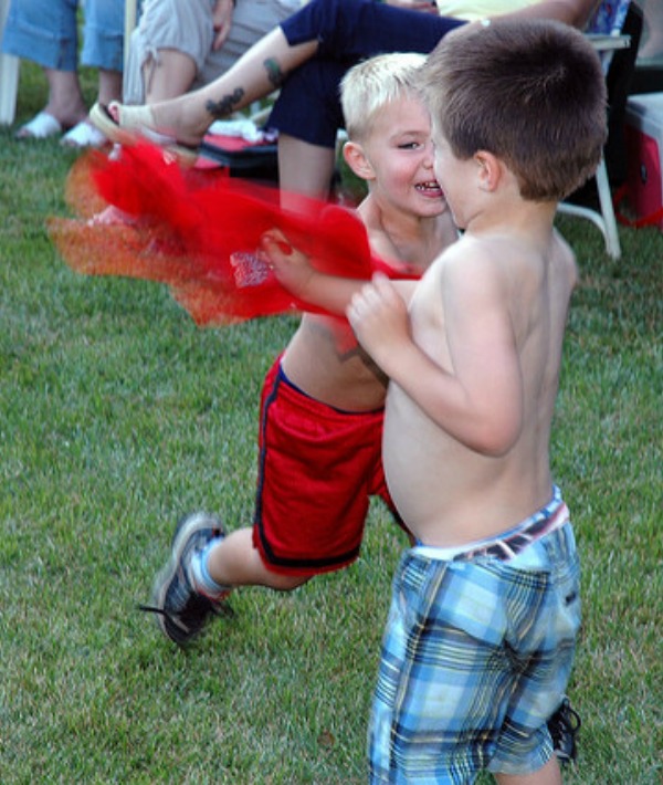 154560-boys-fighting.jpg