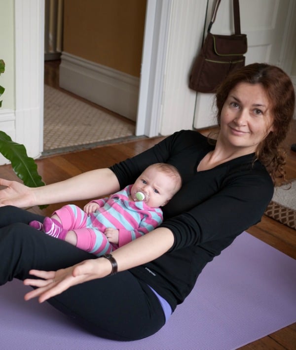 154904-yoga-mom.jpg