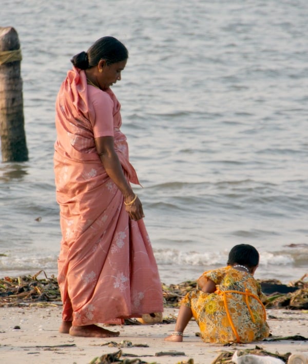 155165-indian-mom-resized.jpg