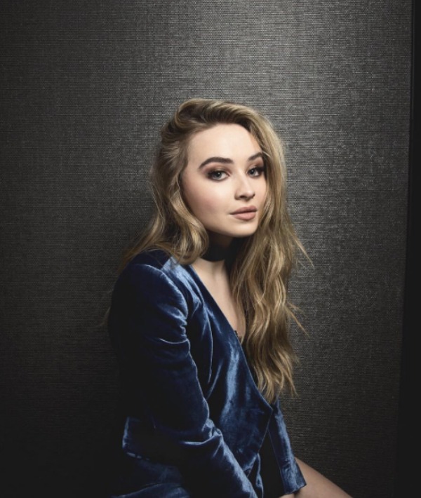 155350-sabrina-carpenter-resized.jpg