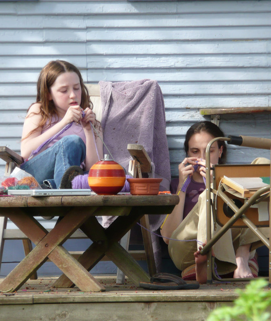 155788-6_knitting.jpg