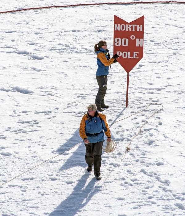 156901-north-pole-option-2-gemini.jpg