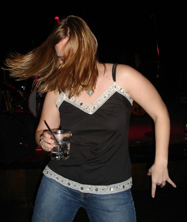 157003-dancing-alone.jpg