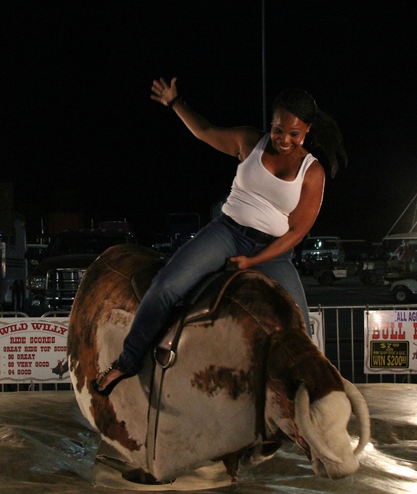 157011-riding-mechanical-bull.jpg
