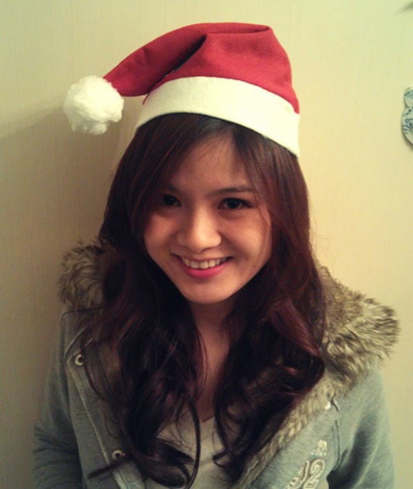 158051-smiling-santa-hat-and-jacket.jpg