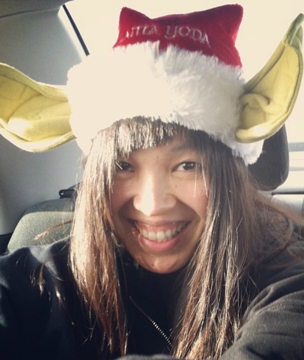 158054-yoda-santa-hat.jpg