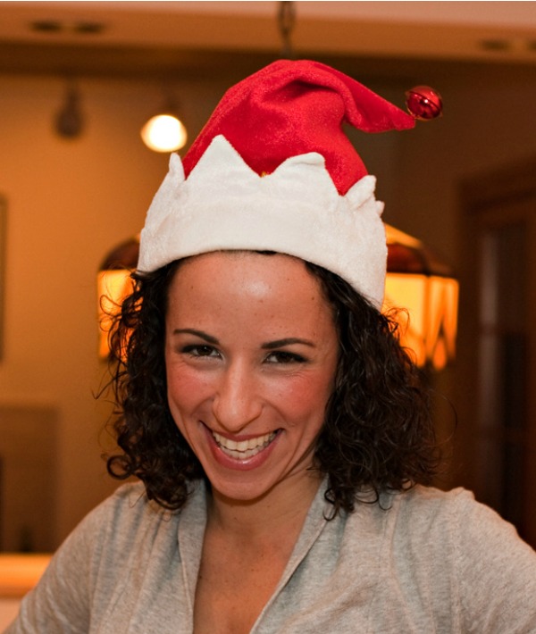 158055-warm-lighting-santa-hat-smiles.jpg 158055-warm-lighting-santa-hat-smiles.jpg