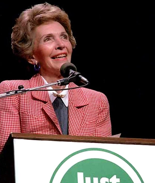 159027-nancy-reagan-2.jpg