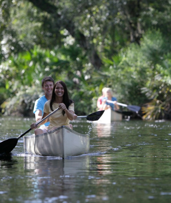 161760-canoeing.jpg