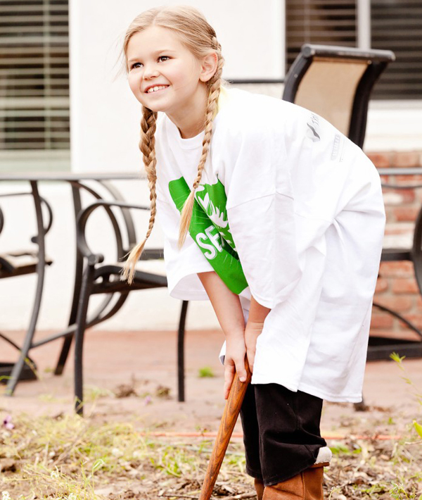 161969-13-volunteer2.jpg