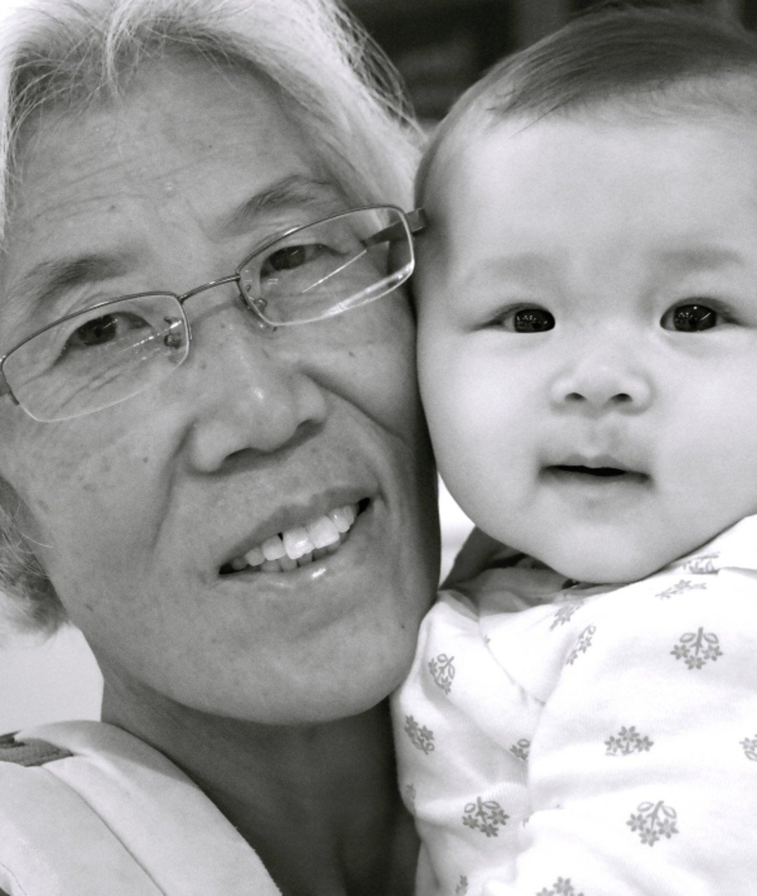 162962-grandma-baby.jpg
