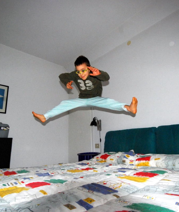 163821-kid-jumping-bed.jpg