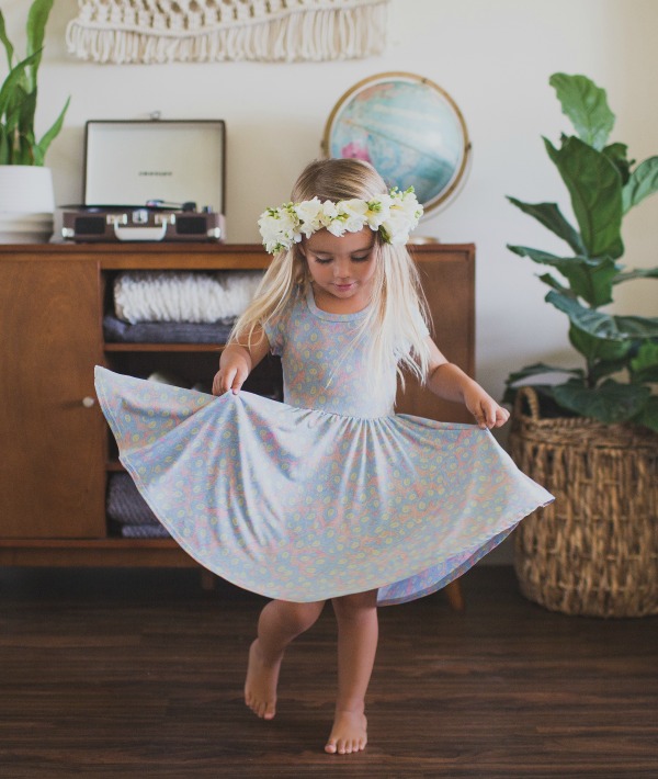 166363-have-the-kids-perform-a-play-pretending-to-be-her.jpg
