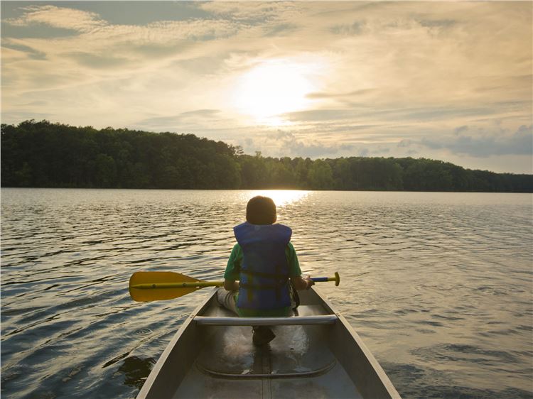 167047-travel_winder_fortyargo_canoe027-full.jpg
