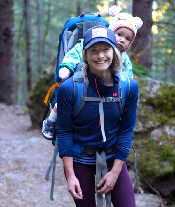 167246-aquarius-mom-language-hiking-in-nature.jpg