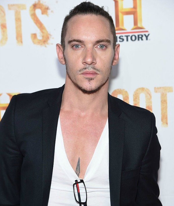 168871-jonathan-rhys-myers.jpg