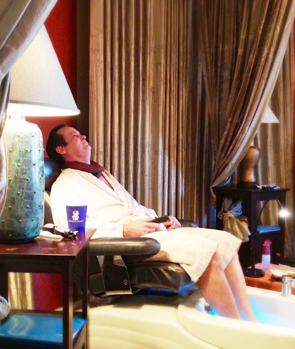169323-man-at-spa.jpg