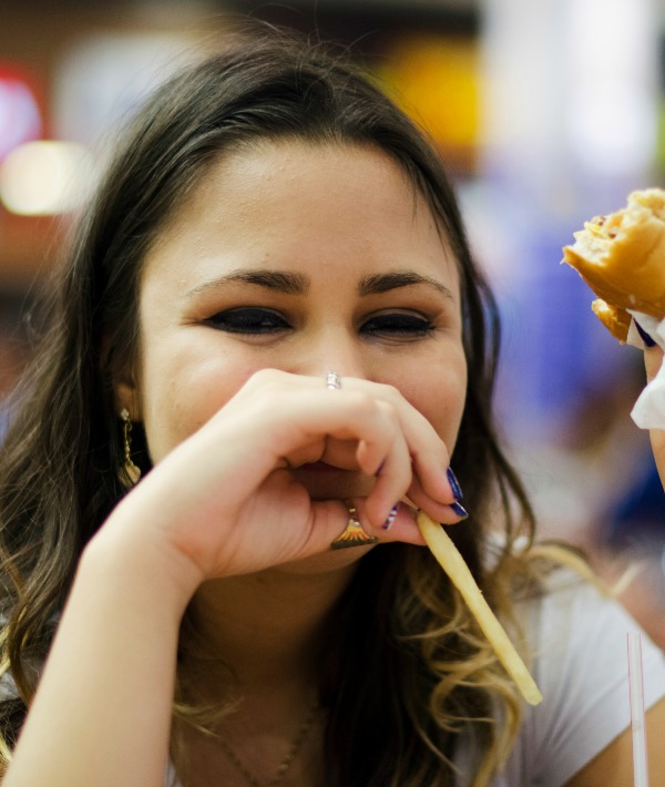 169471-woman-eating.jpg